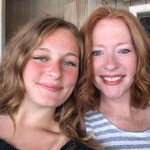 Meet your Posher, Perla